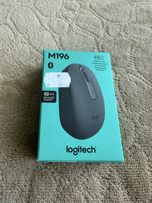 Продавам нова мишка с bluetooth Logitech M196