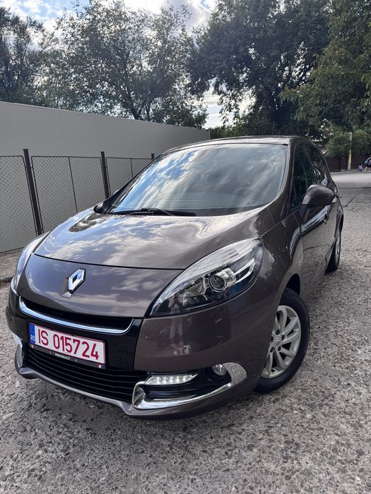 RENAULT Scenic