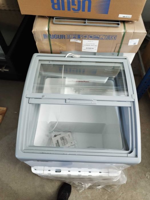 Хоризонтален фризер Ugur UDD 100 SCEBN 645 x 650 x 940 мм