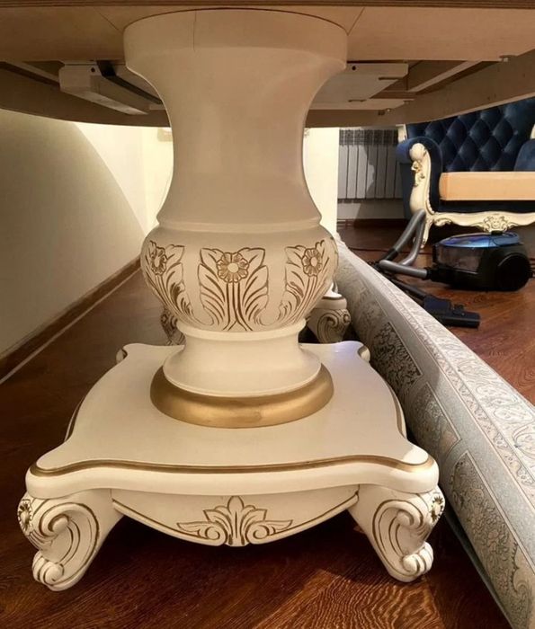 Овальный стол и студья с доставкой