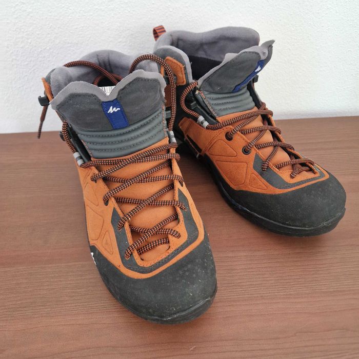 Bocanci drumetie Quechua Forclaz 700, marimea 42
