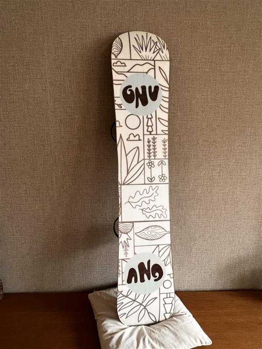 Сноуборд - Gnu Velvet 147cm