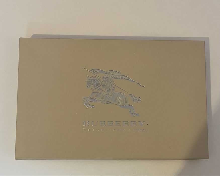 Burberry шал кашмир нов