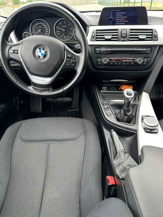 BMW 320 D TOURING 2013 / 2.0 Diesel