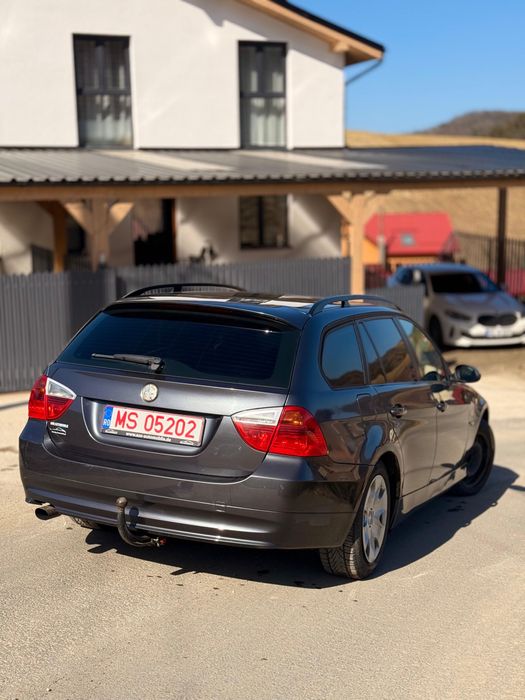 BMW 320d E91 Motor M47 Distributie in fata / Trapa panoramica