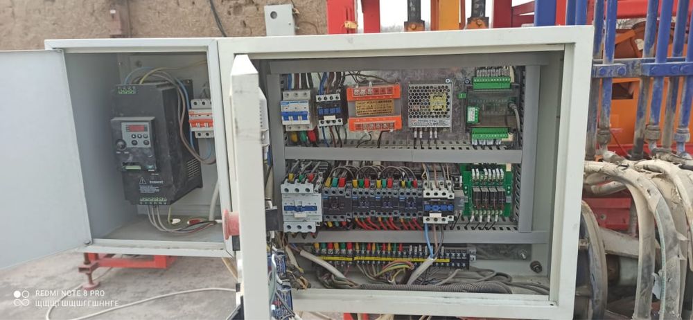 Шлокаблок аппарат сатылады срочна.