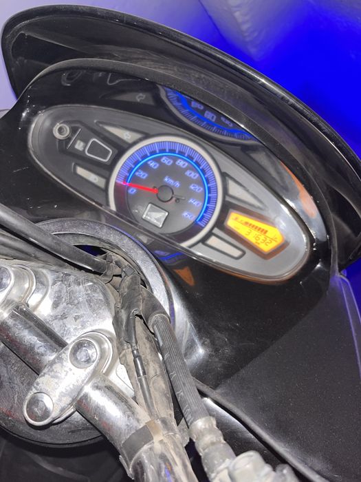 Honda pcx 150cc 2014 года есть торг подробности в лс