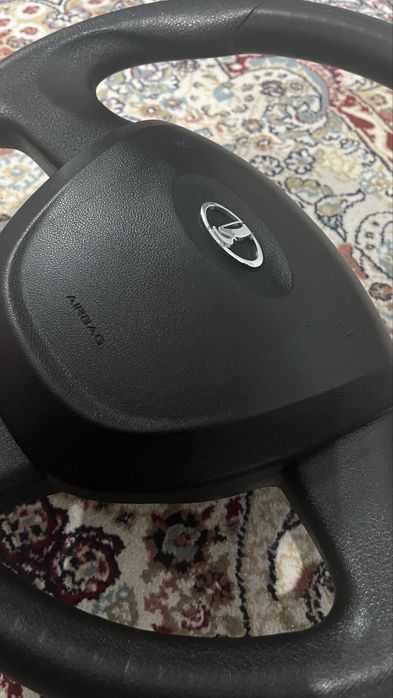 Руль от гранты продам