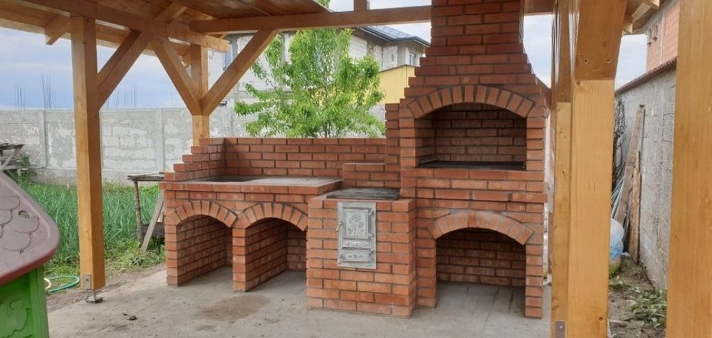 Cuptor țărănesc din cărămidă/gril