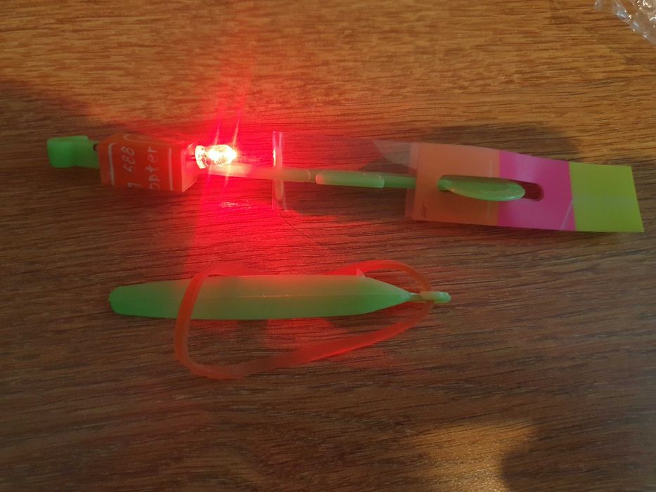 Магнитна дъска Моята азбука ,Play-doh,пъзели и подаръци