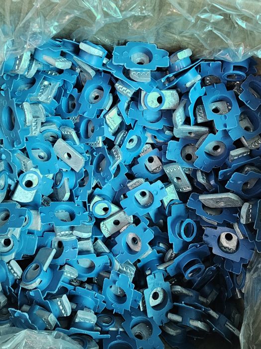 Оценковонной профиль и аксессуары. Установка солнечный панели под ключ