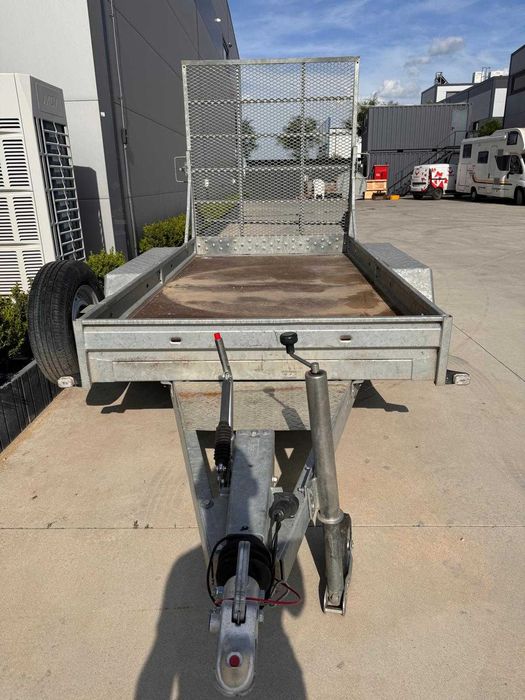 Remorca platforma transport utilaje 3.5 tone, stare foarte bună
