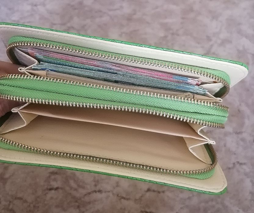 Продам кошельки женские