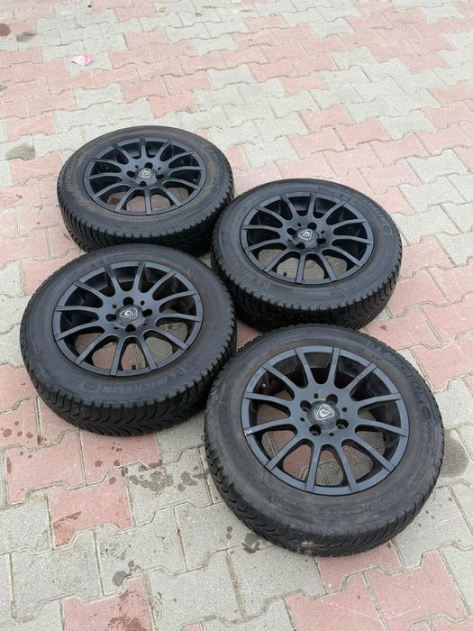 Jante R15 4x100 cauciucuri iarna Dacia /Renault
