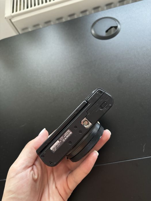 Sony RX100 IV în stare impecabilă, ca nouă