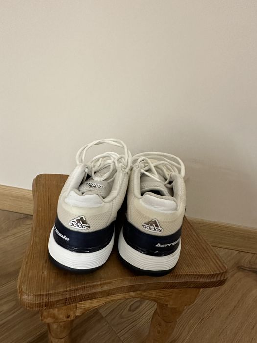 Продам кроссовки для тенниса 36 размер.