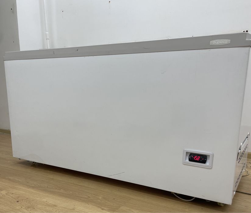 Морозильник 420л.