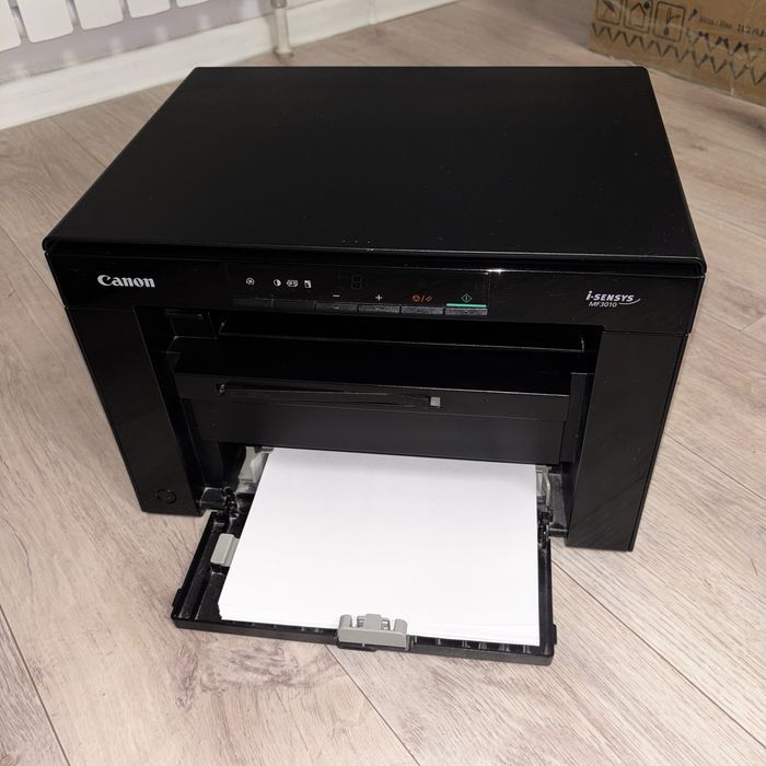 Принтер Canon MF в отличном состоянии