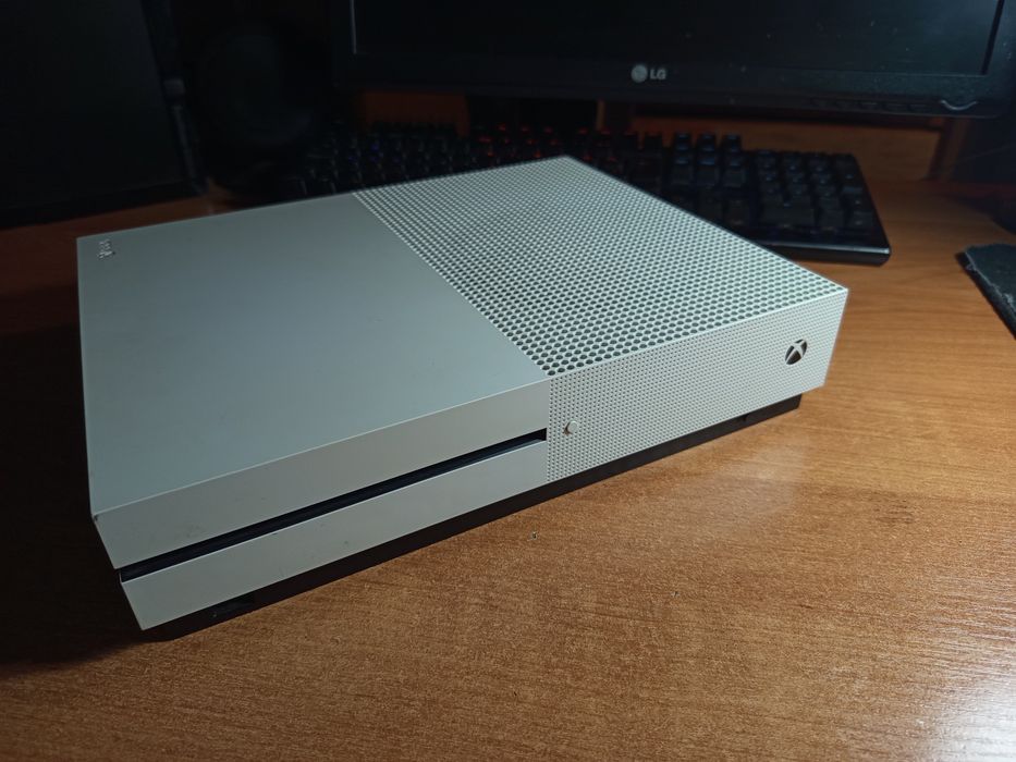 Xbox one s|500 gb