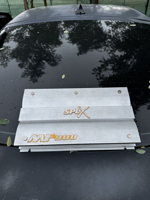 Vand Subwoofer plus statie