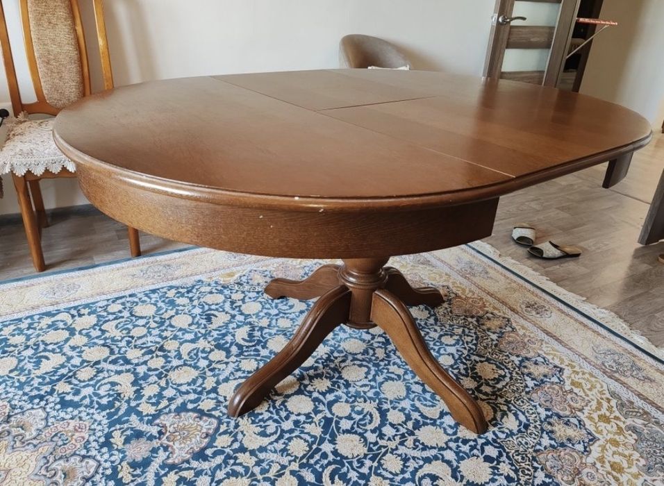 Стол круглой формы раздвижной