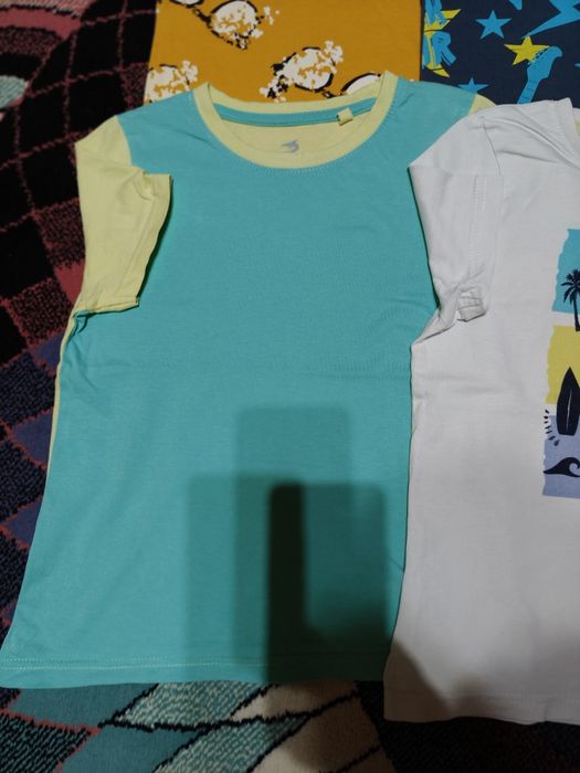 Детские майки и футболки для мальчика от 7 до 8 лет.