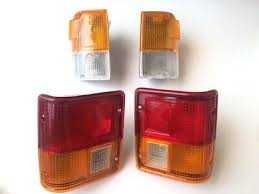 Lampa stop lampa semnal tripla Mitsubishi pajero mk 1 piese noi stoc