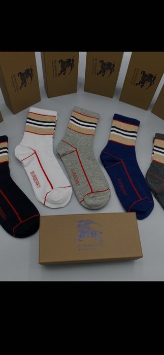 Șosete Gucci, Off White, Burberry, model 2026