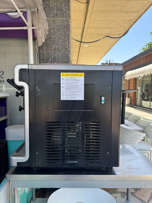 Frezer sotiladi 220