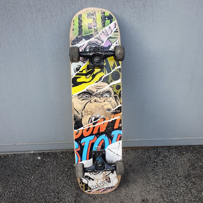 Скейт фирмы DECATHLON