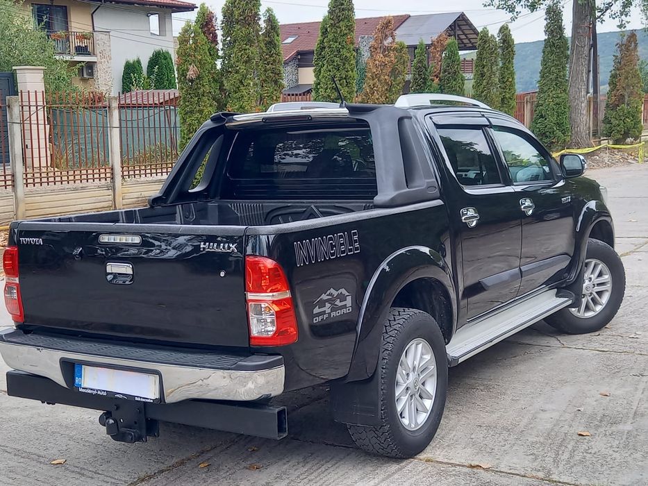 TOYOTA  HILUX AN  12/2015  2,5 D-4D145 cp euro 5
