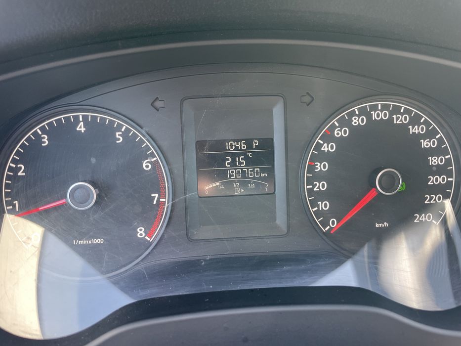 VW Jetta 2.0 ГАЗ/бензин