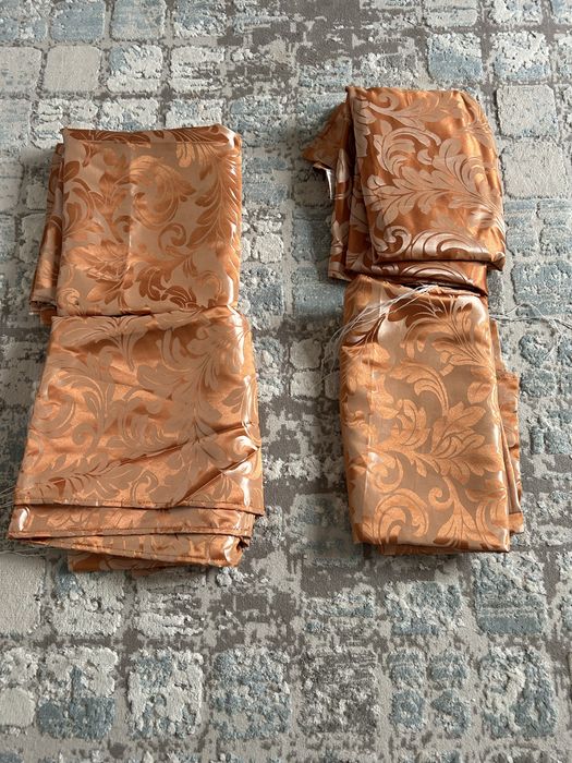 Продам шторы 4 шт