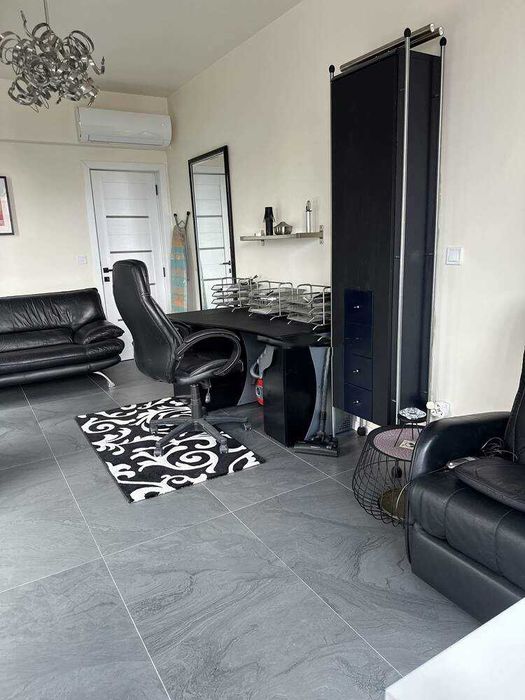 Дава се под наем Тристаен апартамент в София, Оборище - 110 кв.м за 1200 € - Снимка #6