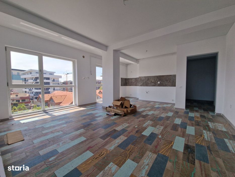 Mamaia Nord (Market Lidl)-Garsoniera 44mp, finisata-63.500e tva inclus