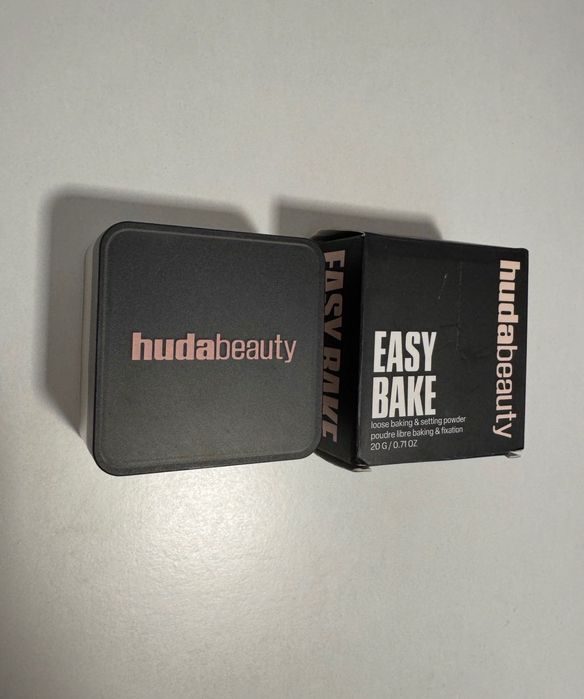 Pudră Huda Beauty Pound cake originala