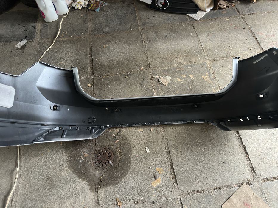 Продавам задна броня за Фолксваген ПасатB8  2020г