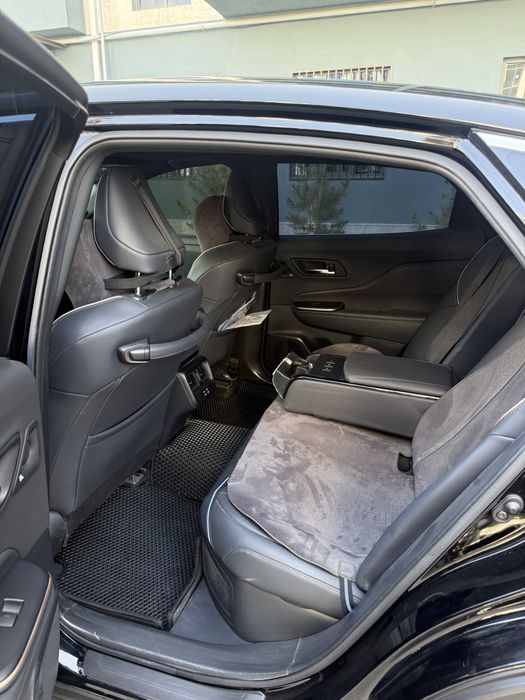 Toyota Crown 2024