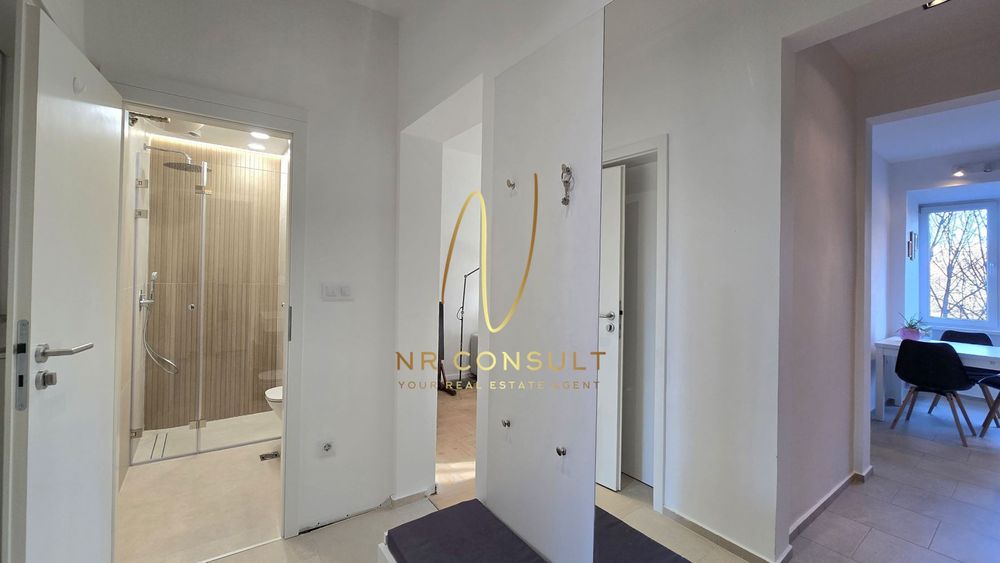 Дава се под наем Двустаен апартамент в София, Център - 61 кв.м за 727.77 € - Снимка #10