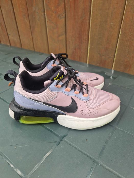 Adidasi Nike Air Max Verona