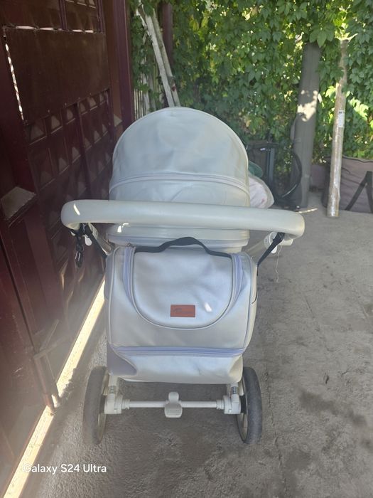 Коляска фирмы Текнум