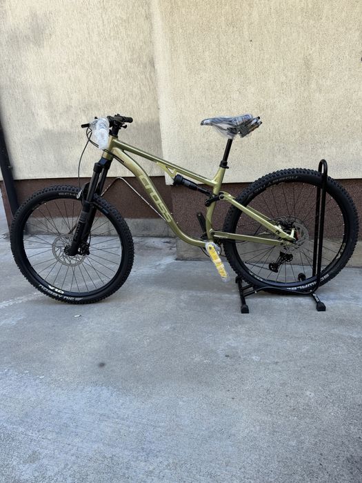 ЧИСТО НОВ Full Suspension Cross RTX 29" (Khaki) – Юбилеен модел (1x12, RockShox)