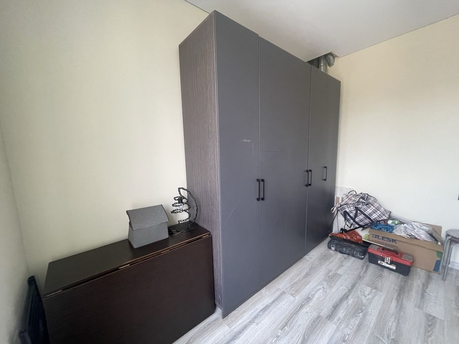 Шкаф большой продаю