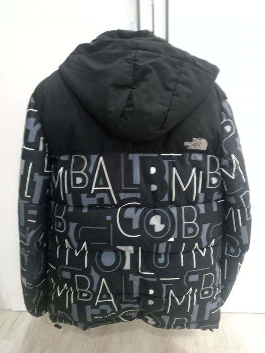 Продам зимню куртку