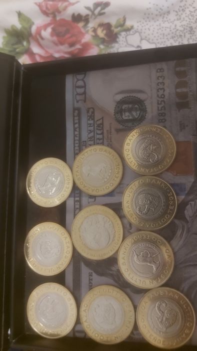 Продам коллекционные монеты номиналом 100тнг