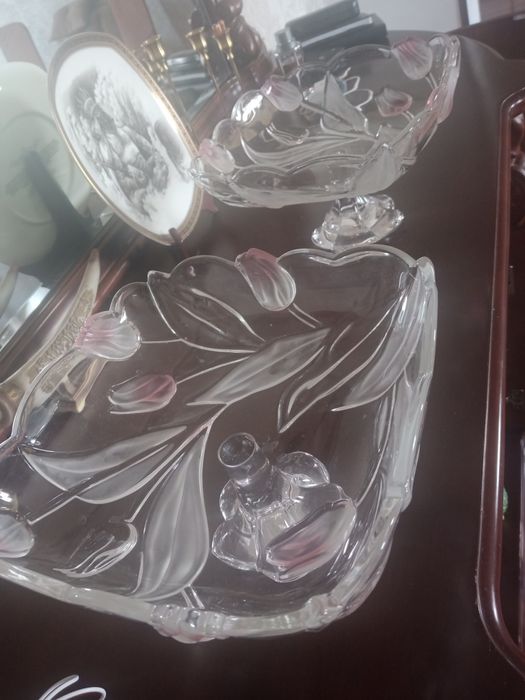 Фруктовницы и тортницы