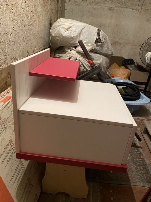 Продам красивую тумбочку