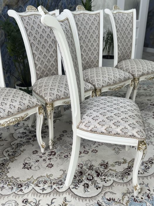 Стулья для гостиной 6 штук