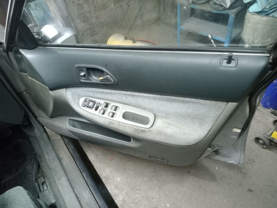 Хонда акорд 94 год разбор