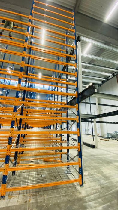 Rafturi metalice industriale